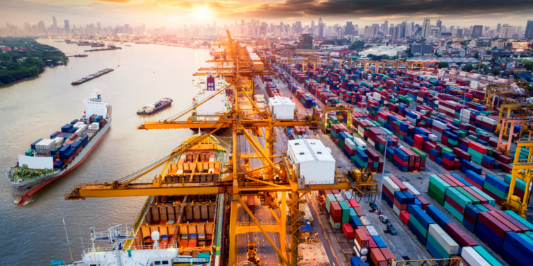 Supply Chain Forecasts in 2024: 9 Trends to Watch Out For